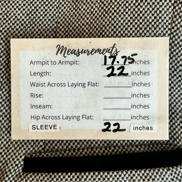 Vintage Women’s Wool Blend Sasson Blazer Jacket with Velvet Collar and trim - Picture 6 of 9